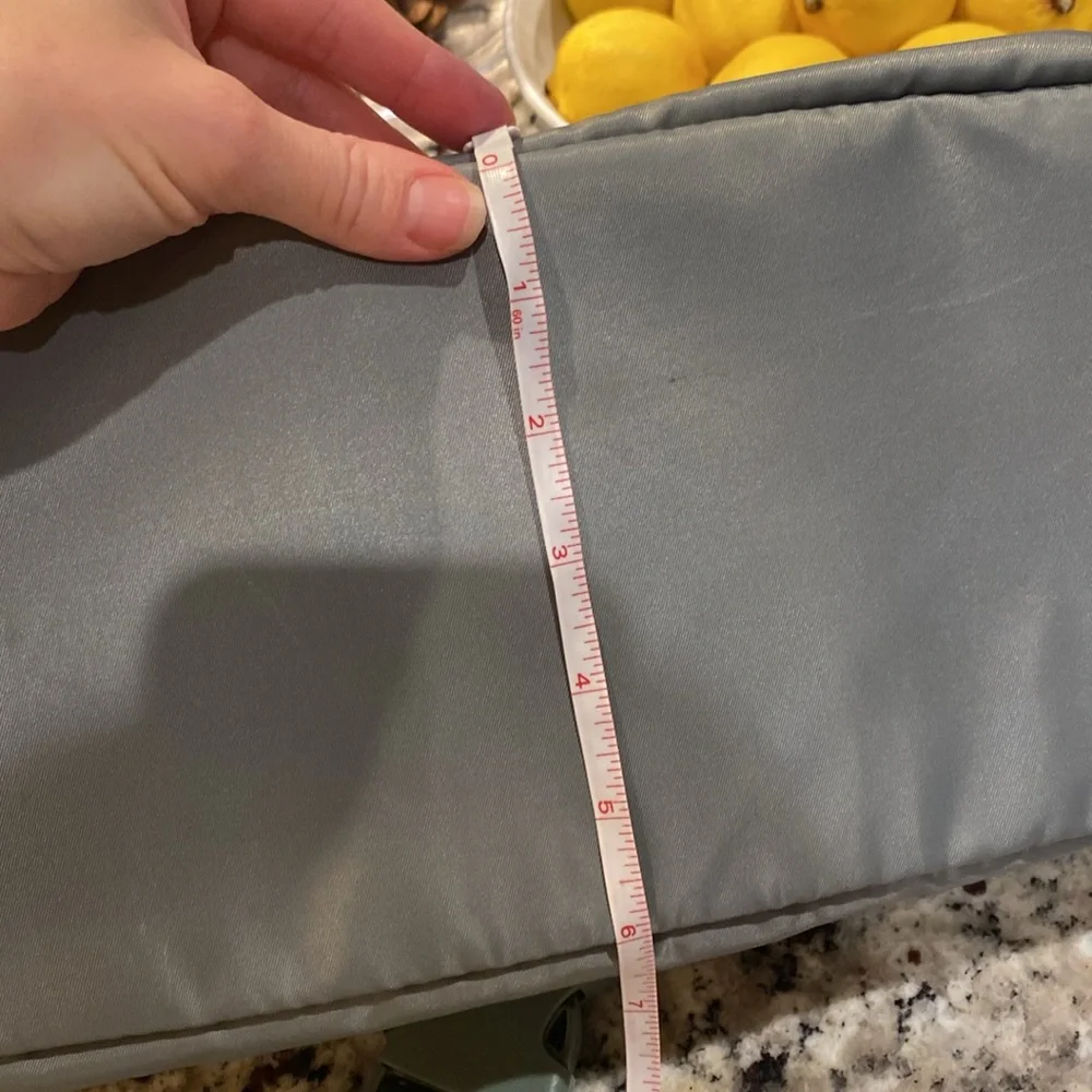 Small pet carrier NWOT